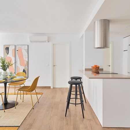 Apartamento En Primera Linea De Playa En La Malagueta มาลากา ภายนอก รูปภาพ